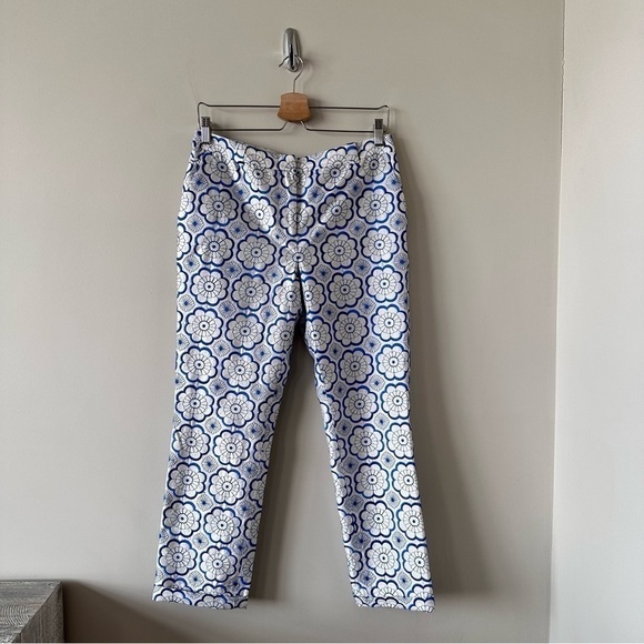 Diane Von Furstenberg-Embroidered Floral 100% Silk Crop Dress Trouser (Size:4) - Picture 1 of 12